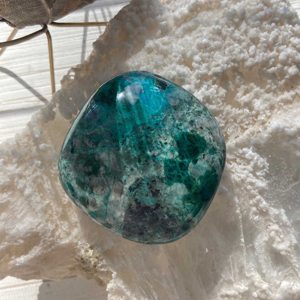 •MOTHER EARTH• chrysocolla polished natural crystal gemstone palm stone